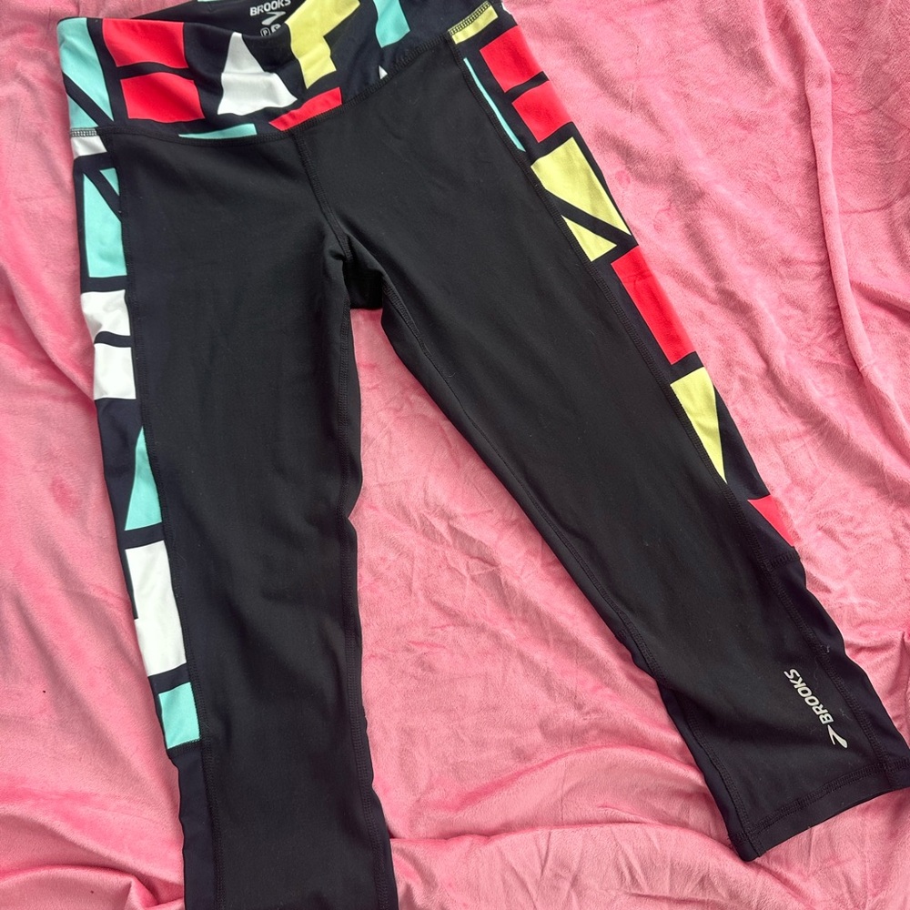 Brooks Colorful Geometric running Leggings capris